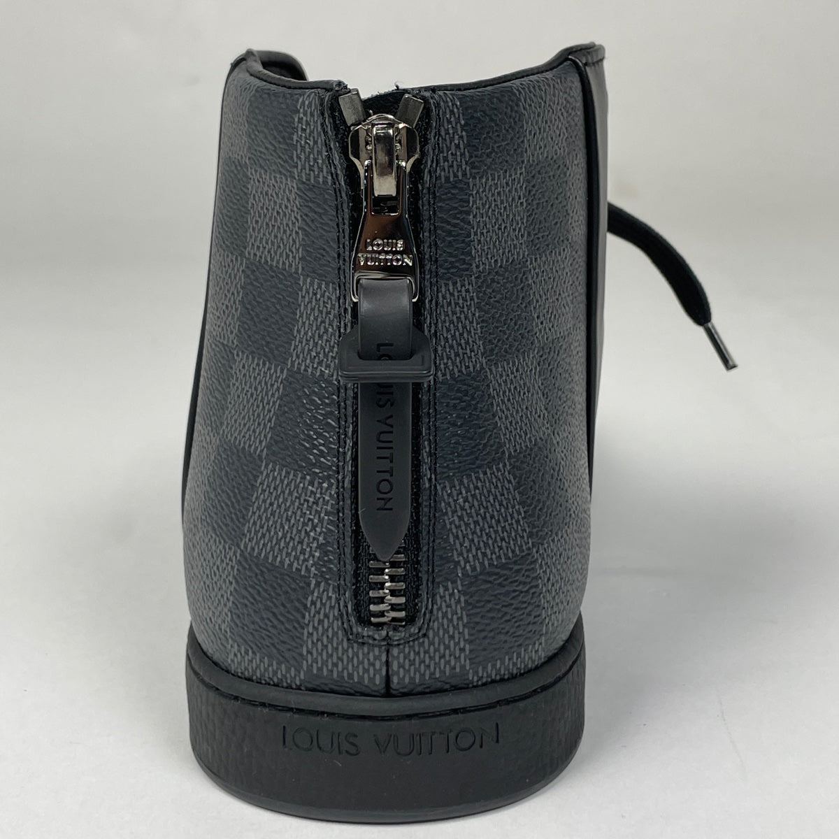 バイセル公式】ルイ・ヴィトン ロゴ スニーカー ハイカット バッグ