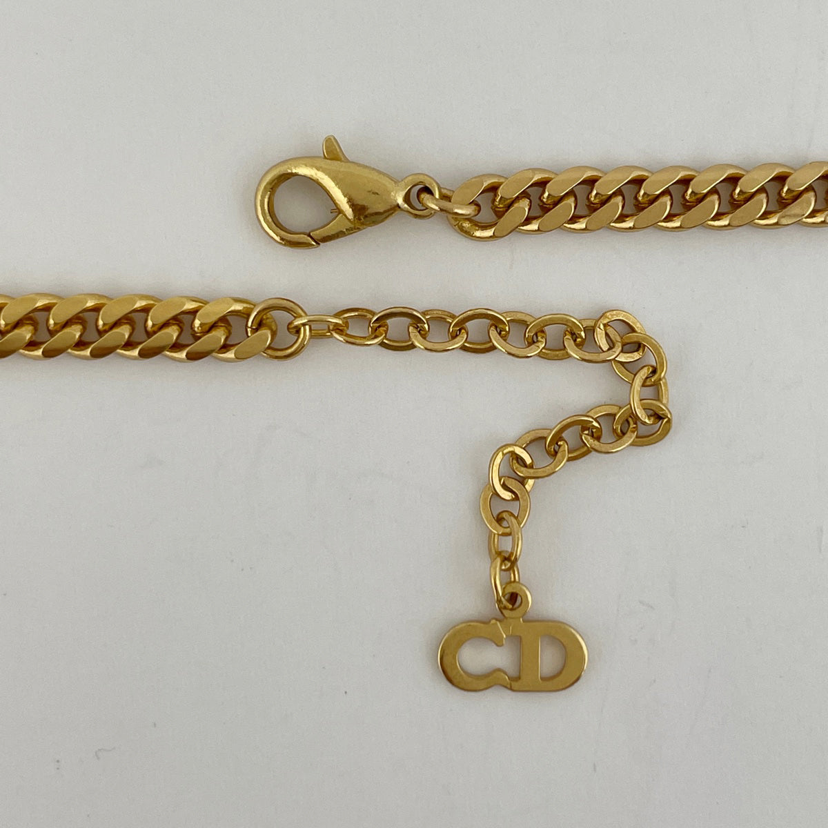 ウマヅラクリスチャンディオール ゴールド ネックレス チェーン