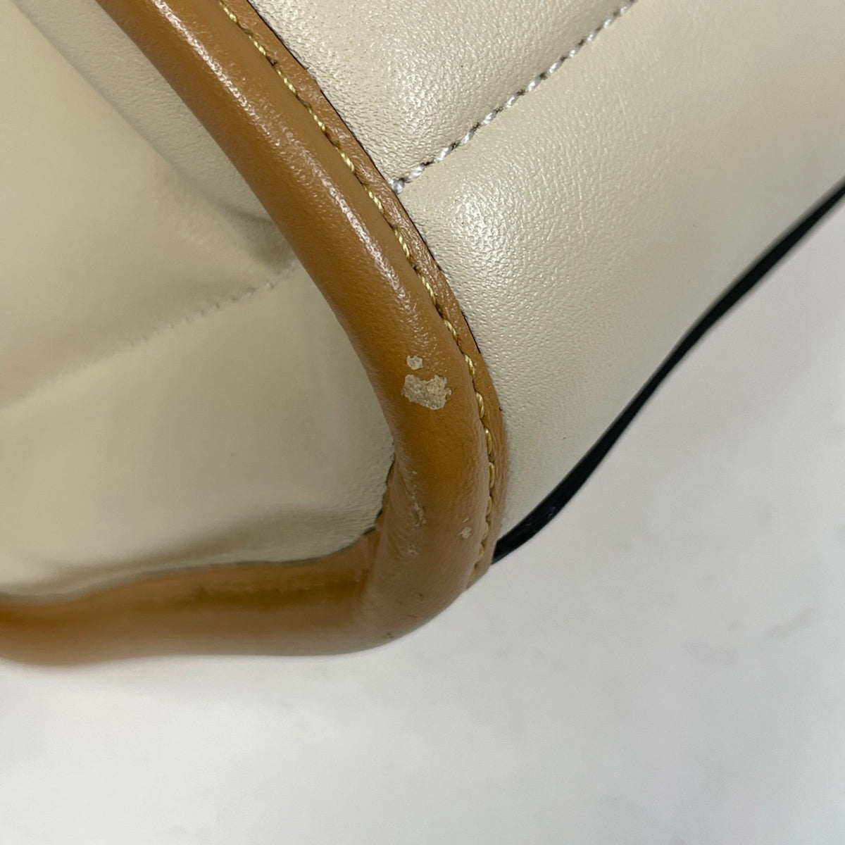 COACH ベージュ ロゴ柄 トート コーチ COACH ハンド・トートバッグ シグネチャー ロゴ カーゴ トート