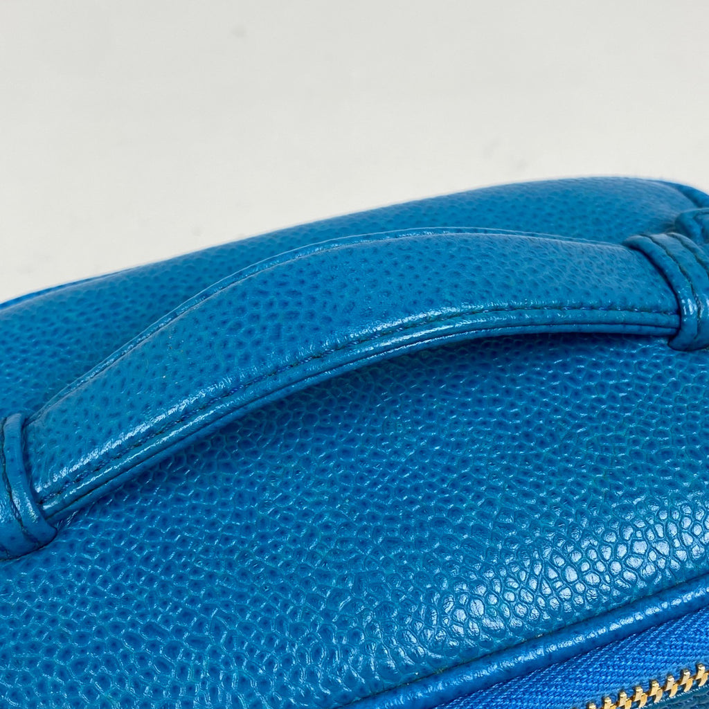 シャネル ココマーク バニティバッグ メイク 小物入れ ミニ 化粧ポーチ キャビアスキン ブルー レディース 【中古】brbag