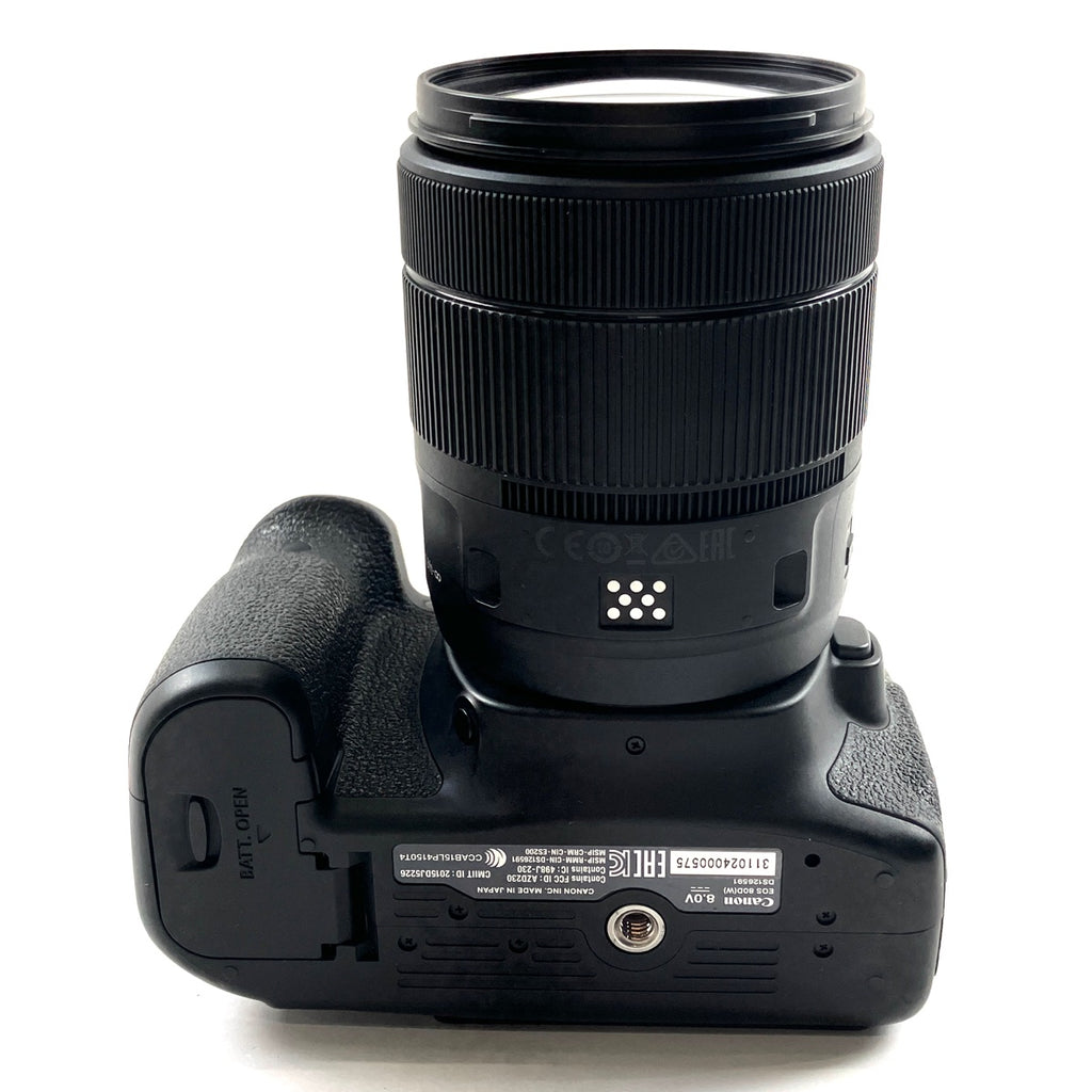 キヤノン Canon EOS 80D EF-S 18-135 IS USM レンズキット デジタル 一眼レフカメラ 【中古】cambb