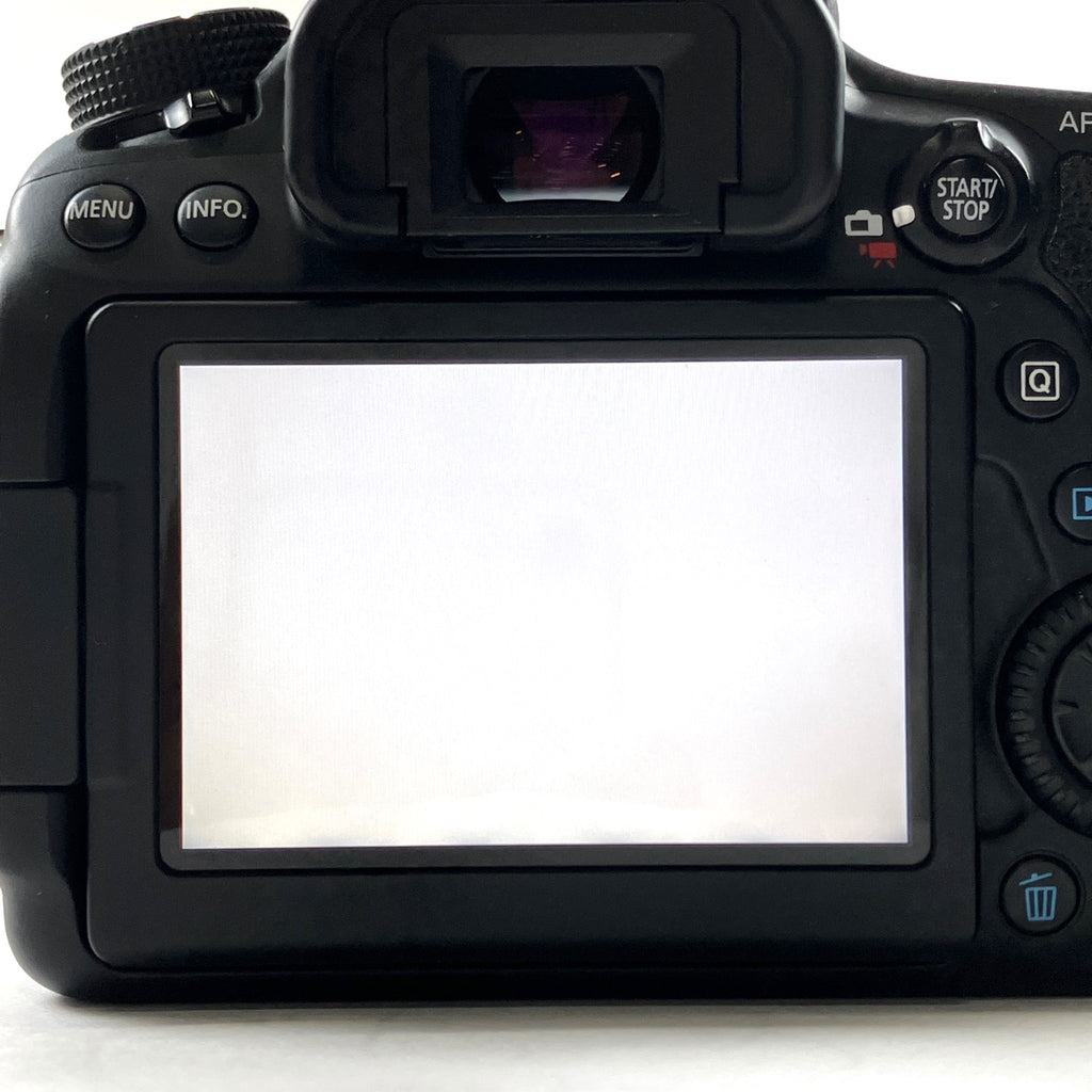 キヤノン Canon EOS 80D EF-S 18-135 IS USM レンズキット デジタル 一眼レフカメラ 【中古】cambb