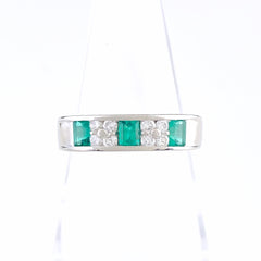 エメラルド デザインリング プラチナ 指輪 メレダイヤ リング 12号 Pt900 エメラルド ダイヤモンド レディース 【中古】nbjwl