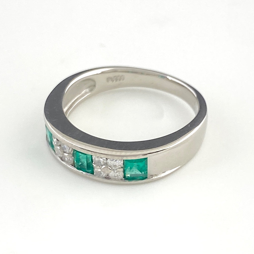 エメラルド デザインリング プラチナ 指輪 メレダイヤ リング 12号 Pt900 エメラルド ダイヤモンド レディース 【中古】nbjwl
