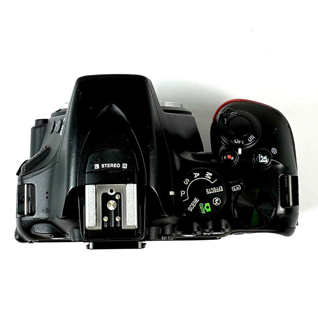 ニコン Nikon D5600 ボディ ［ジャンク品］ デジタル 一眼レフカメラ 【中古】cambb