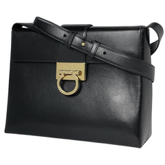 サルヴァトーレフェラガモ ガンチーニ ショルダーバッグ ロゴ ショルダーバッグ レザー ブラック レディース 【中古】brbag