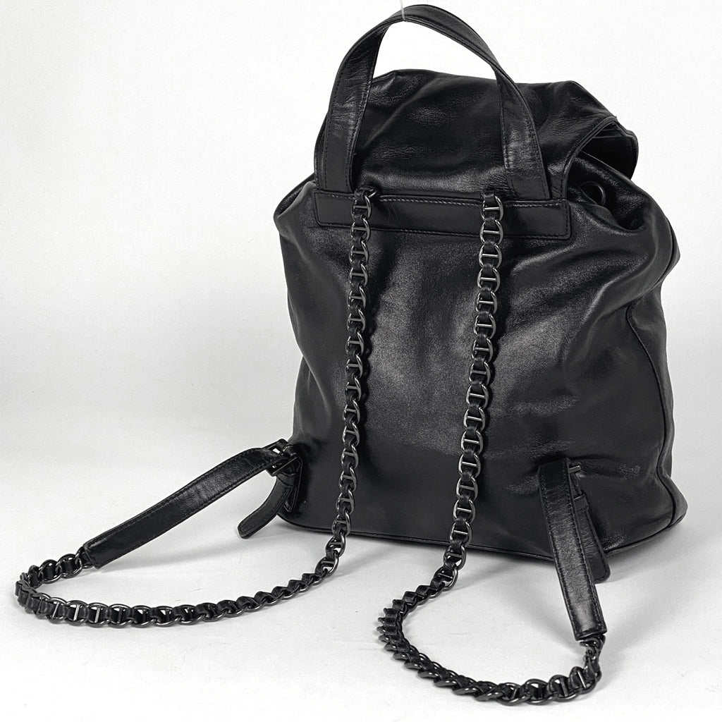 プラダ ロゴ チェーン リュックサック バックパック デイパック リュック レザー ネロ(ブラック) レディース 【中古】
