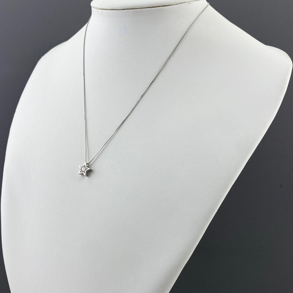 スターモチーフ デザインネックレス プラチナ ペンダント ネックレス Pt900 Pt850 ダイヤモンド レディース 【中古】nbjwl