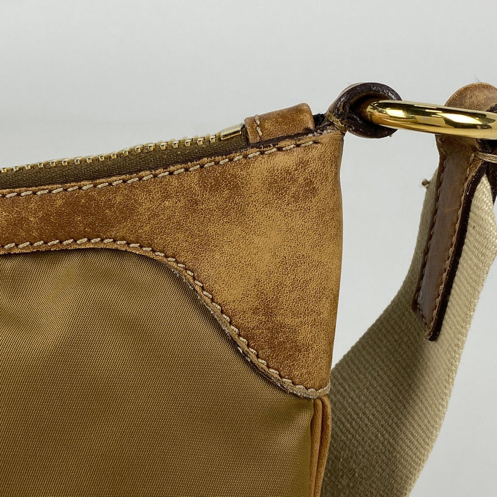 プラダ ロゴプレート ショルダーバッグ 斜め掛け ショルダーバッグ ナイロン ブラウン BT0507 レディース 【中古】brbag
