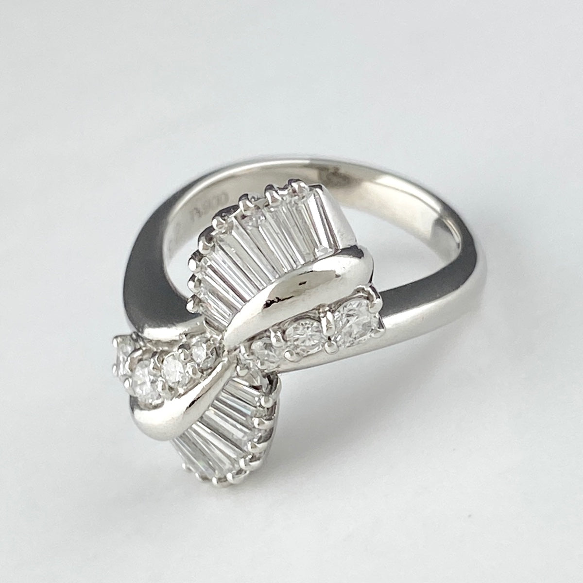 メレダイヤ デザインリング プラチナ 指輪 リング 7号 Pt900 ダイヤモンド レディース 【中古】 
