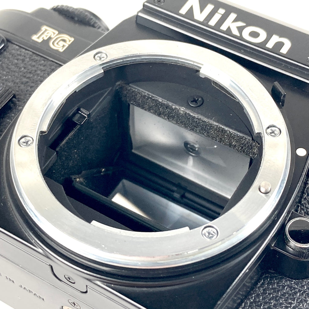 ニコン Nikon FG + Ai-S NIKKOR 50mm F1.4 フィルム マニュアルフォーカス 一眼レフカメラ 【中古】