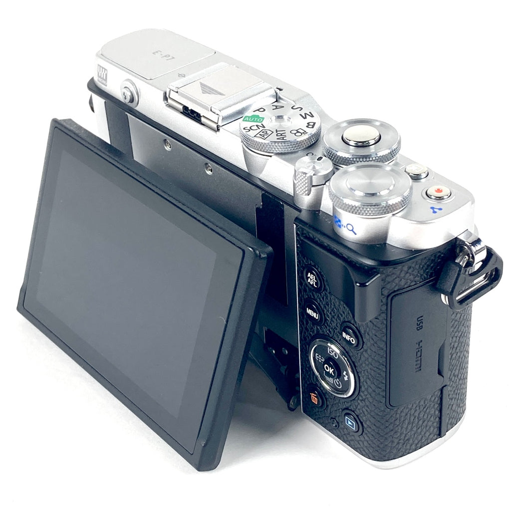 オリンパス OLYMPUS PEN E-P7 14-42mm EZレンズキット シルバー［ジャンク品］ デジタル ミラーレス 一眼カメラ 【中古】