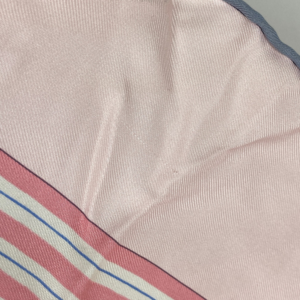 エルメス カレ 90 L'Art du Sarasa 更紗のアート スカーフ シルク ピンク マルチカラー レディース 【中古】 
 ラッピング可