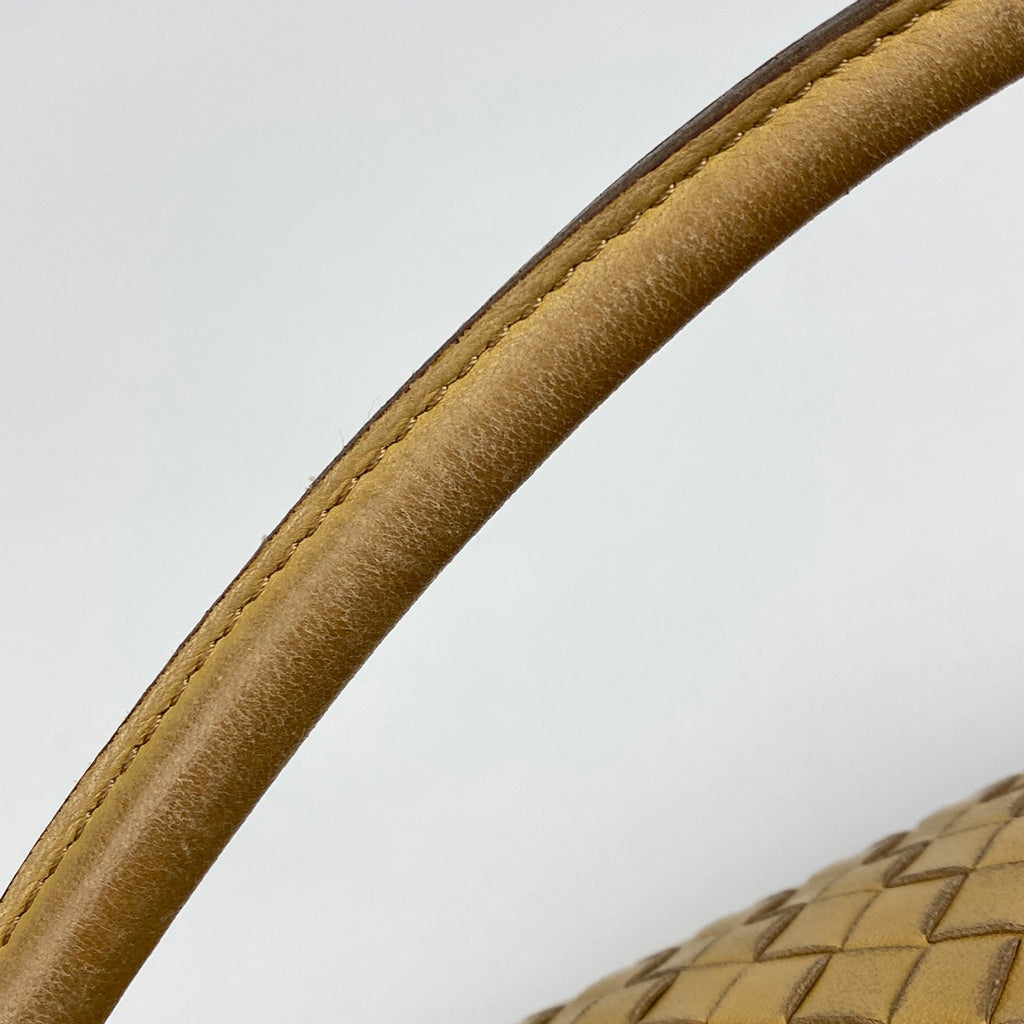 ボッテガヴェネタ イントレチャート ハンドバッグ 編み込み ハンドバッグ レザー ベージュ レディース 【中古】brbag