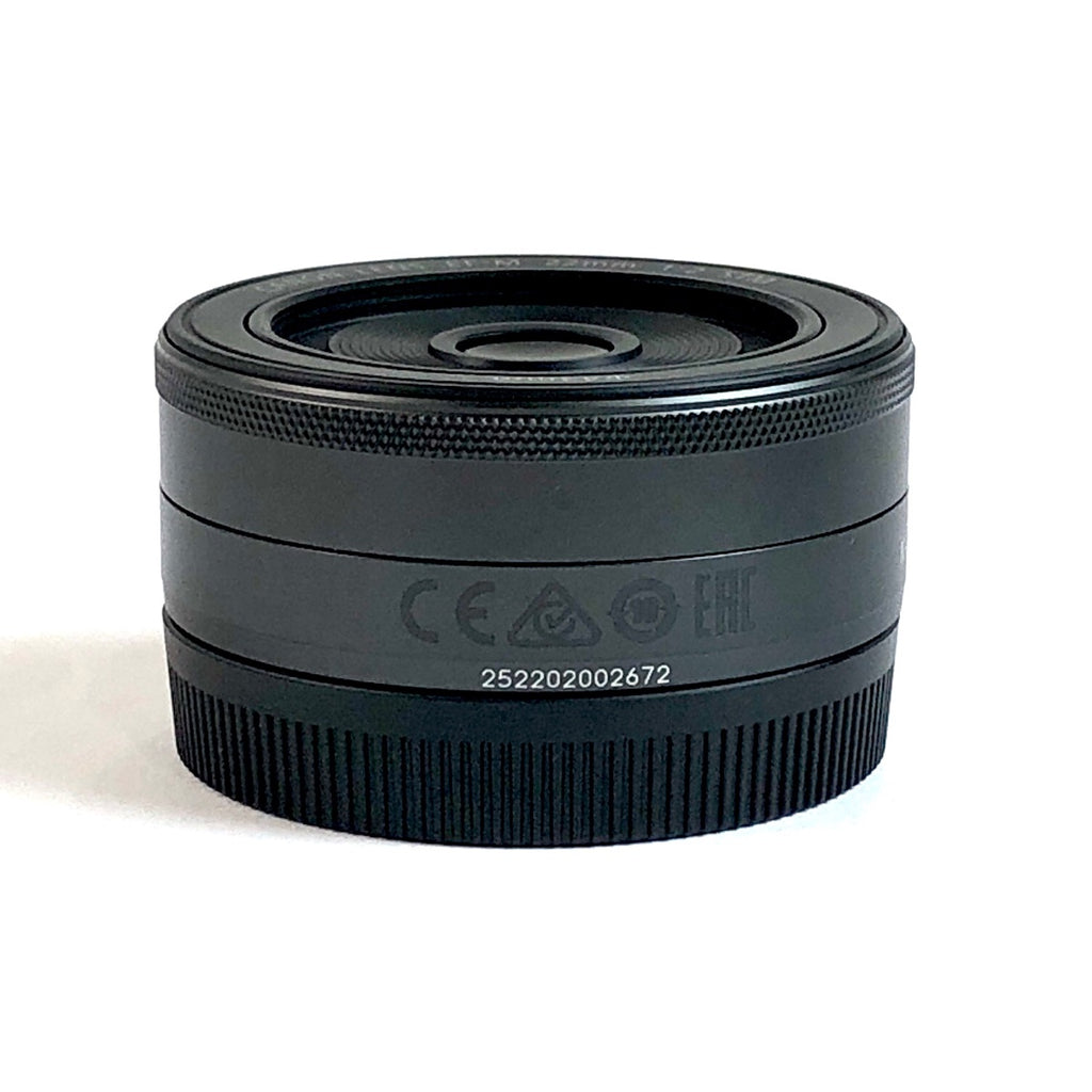 キヤノン Canon EF-M 22mm F2 STM ブラック 一眼カメラ用レンズ（オートフォーカス） 【中古】