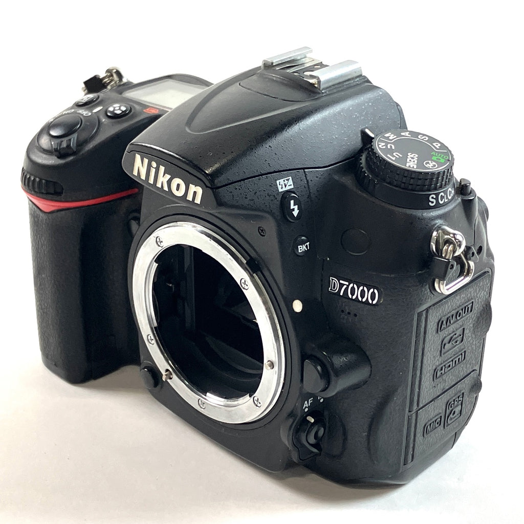 ニコン Nikon D7000＋AF-S DX ED VR18-200mm F3.5-5.6 G デジタル 一眼レフカメラ 【中古】