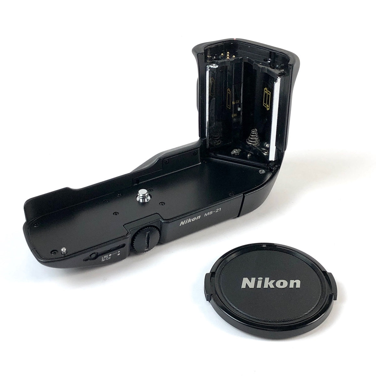 バイセル公式】ニコン Nikon F4s + AF NIKKOR 20mm F2.8D ［ジャンク品 