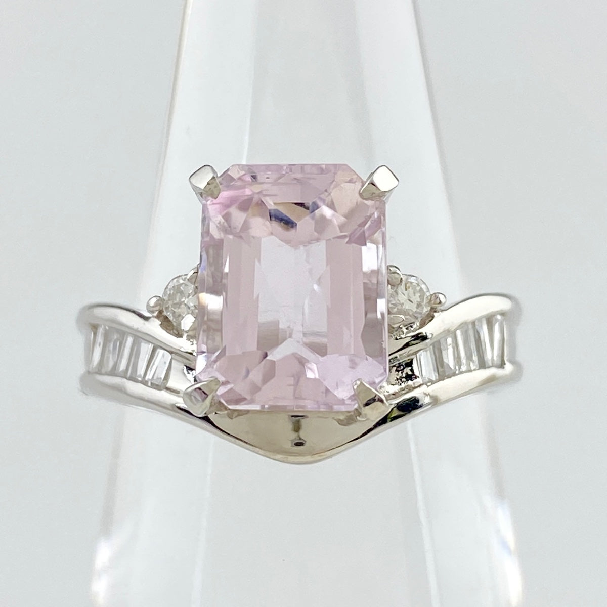 バイセル公式】クンツァイト デザインリング プラチナ 指輪 メレダイヤ 