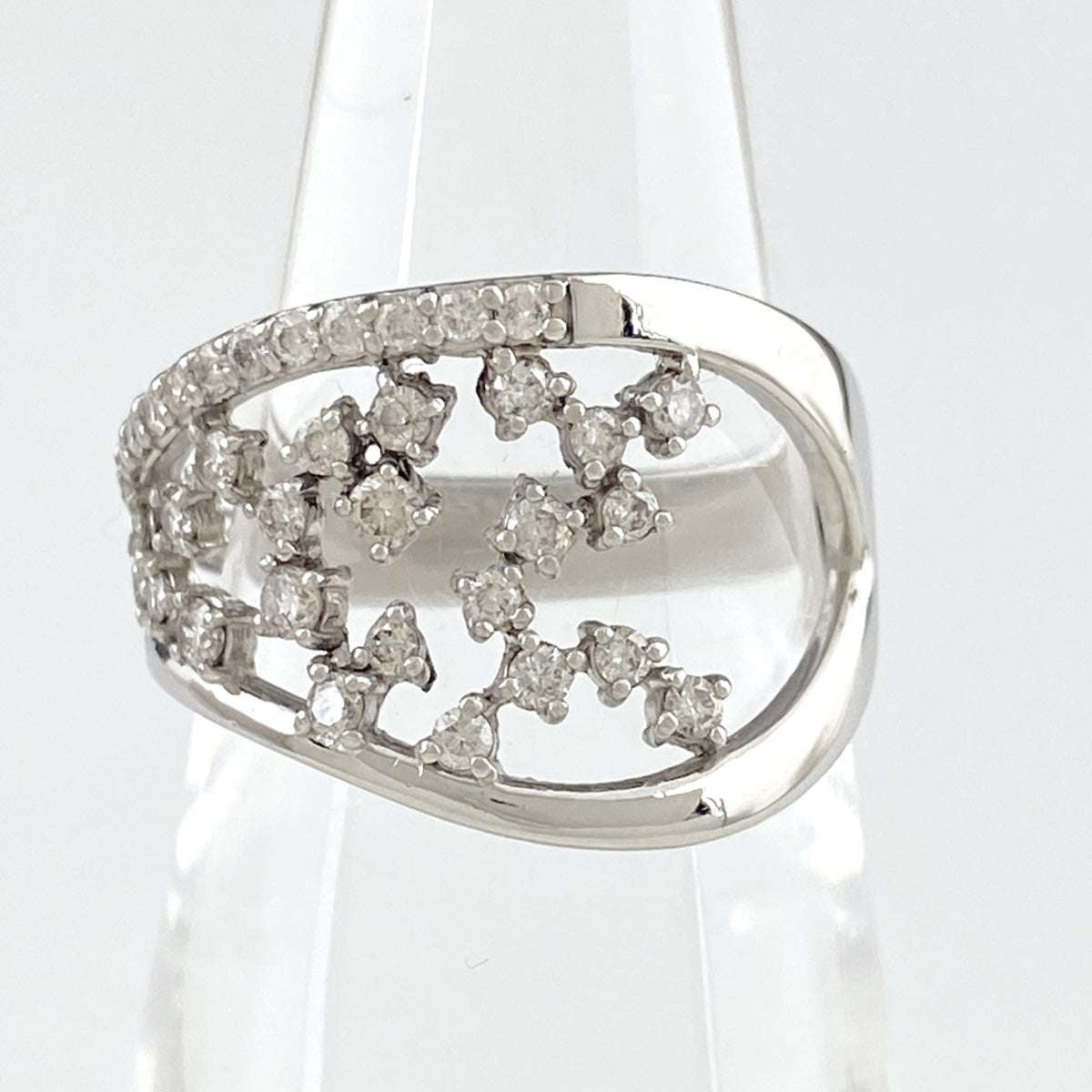 指輪pt900 プラチナ　ダイヤモンドリング　11〜12号