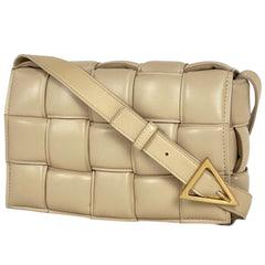 ボッテガヴェネタ パデッド カセット ショルダーバッグ マキシイントレチャート ショルダーバッグ レザー ベージュ レディース 【中古】