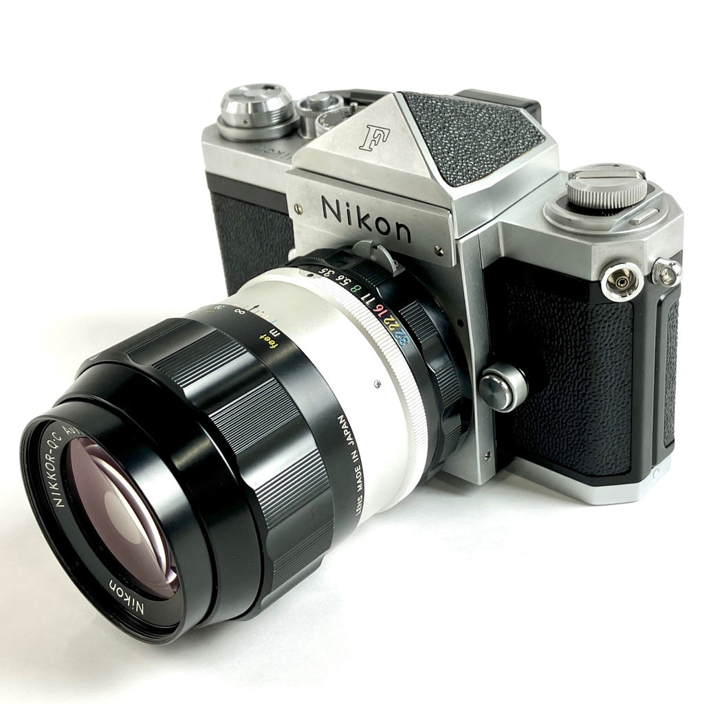 ニコン Nikon F アイレベル シルバー ＋ NIKKOR-Q.C Auto 135mm F3.5 フィルム マニュアルフォーカス 一眼レフカメラ 【中古】