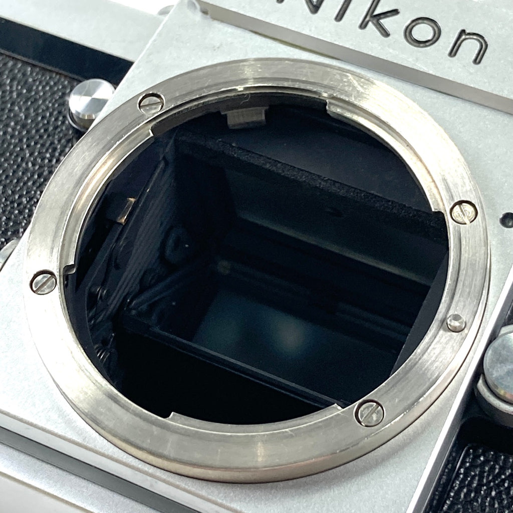 ニコン Nikon F アイレベル シルバー + NIKKOR-S Auto 55mm F1.2 フィルム マニュアルフォーカス 一眼レフカメラ 【中古】