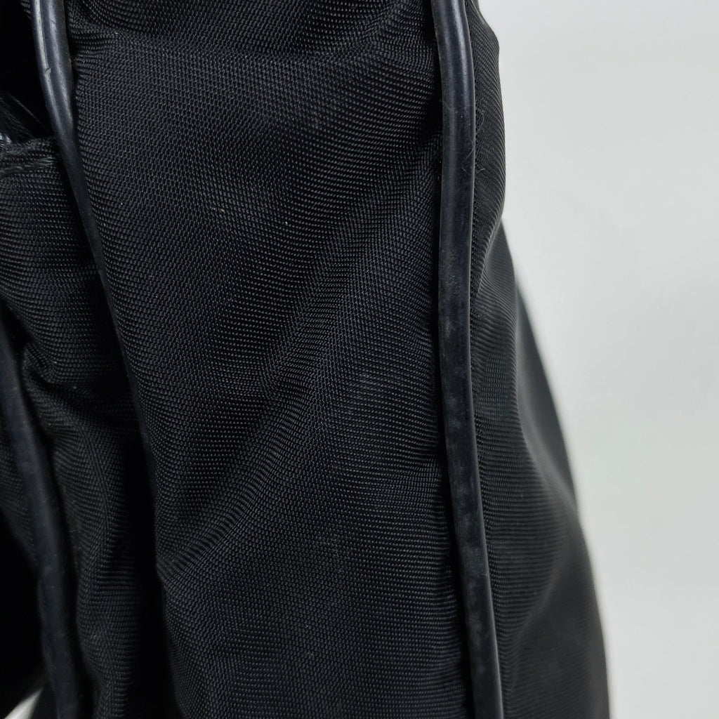 プラダ ロゴプレート ショルダーバッグ ナイロン ネロ(ブラック) レディース 【中古】brbag
