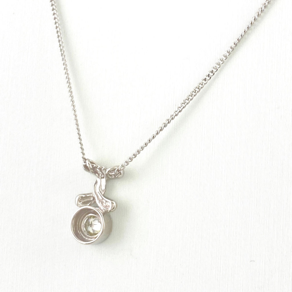 ダイヤモンド デザインネックレス プラチナ ペンダント ネックレス Pt850 ダイヤモンド レディース 【中古】nbjwl