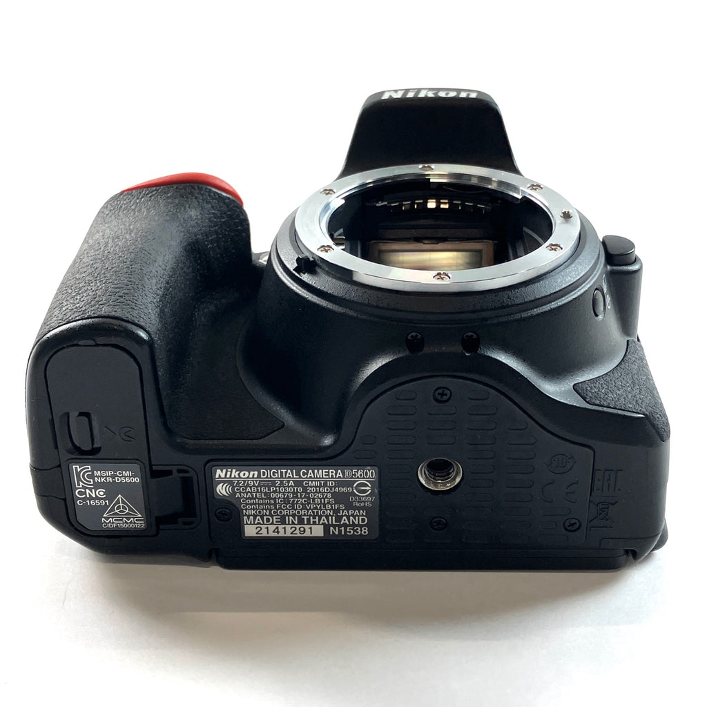 ニコン Nikon D5600 ボディ［ジャンク品］ デジタル 一眼レフカメラ 【中古】