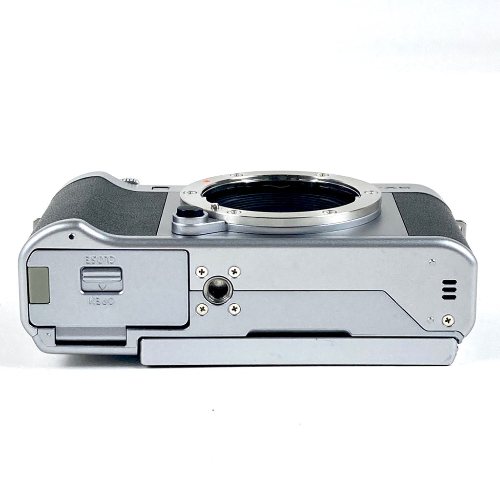 富士フイルム FUJIFILM X-A5 レンズキット シルバー デジタル ミラーレス 一眼カメラ 【中古】