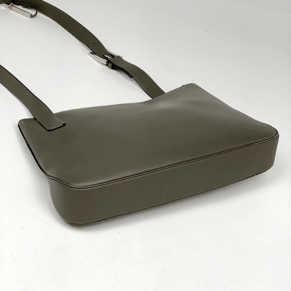 バリー ロゴ ショルダーバッグ カーキ ショルダーバッグ レザー グリーン レディース 【中古】brbag