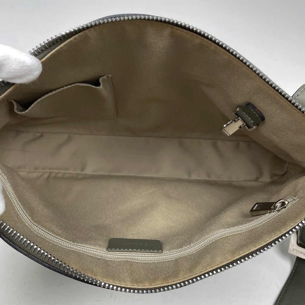 バリー ロゴ ショルダーバッグ カーキ ショルダーバッグ レザー グリーン レディース 【中古】brbag