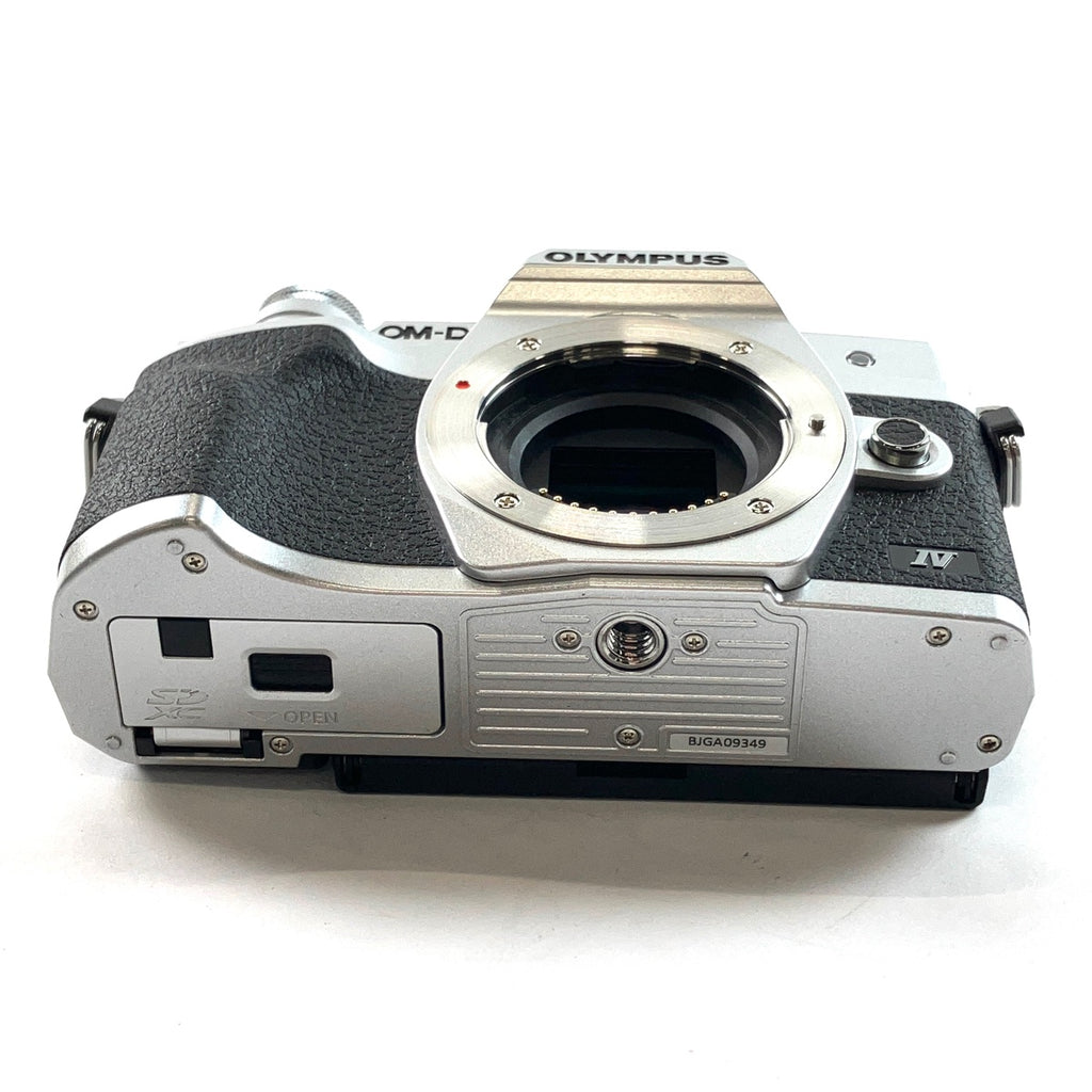 オリンパス OLYMPUS E-M10 Mark IV ボディ デジタル ミラーレス 一眼カメラ 【中古】