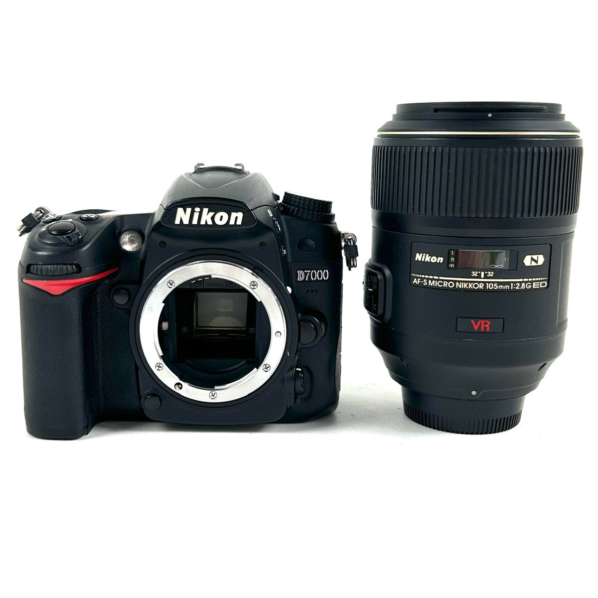 バイセル公式】ニコン Nikon D7000 + AF-S MICRO NIKKOR 105mm F2.8G 