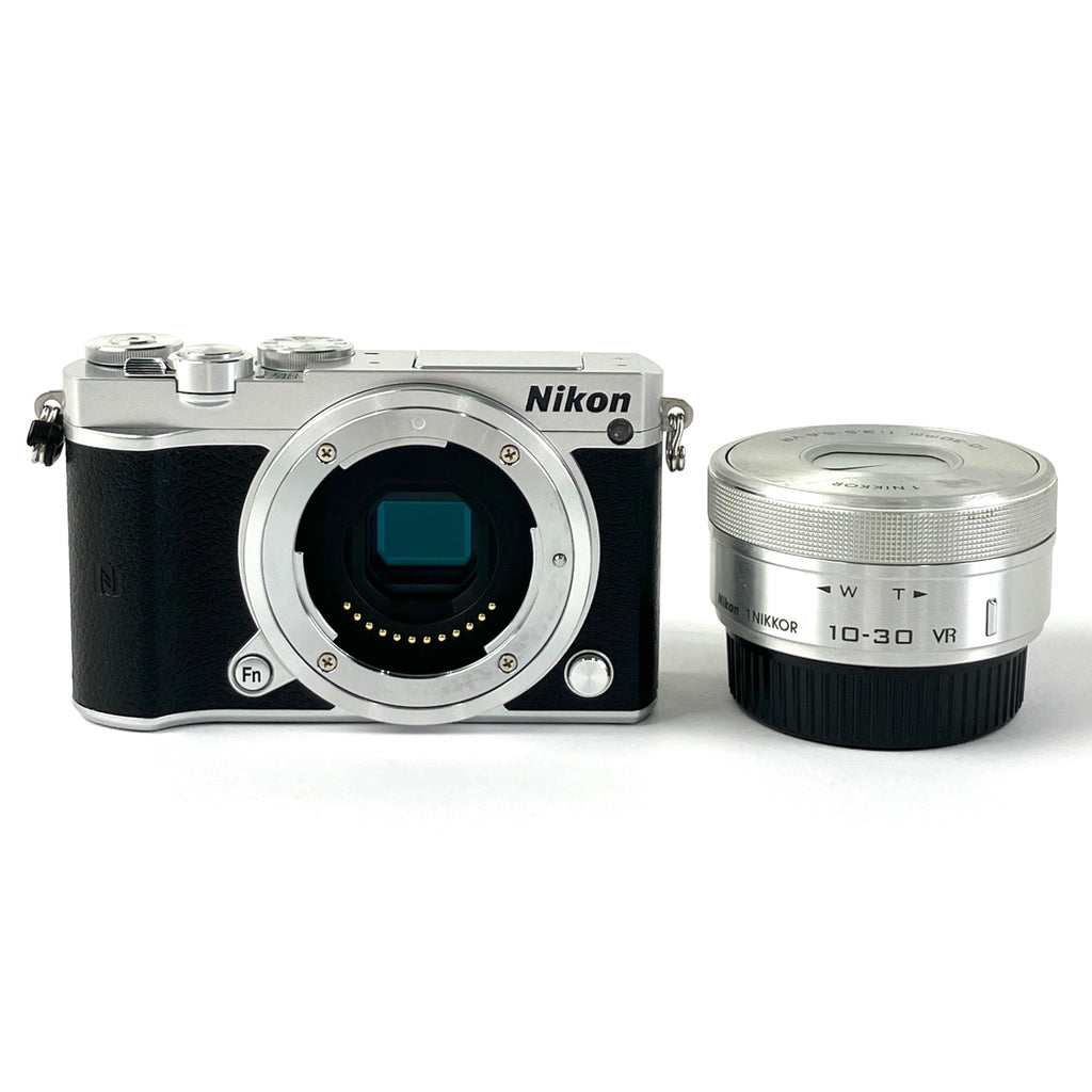 ニコン Nikon 1 J5 標準パワーズームレンズキット シルバー デジタル ミラーレス 一眼カメラ 【中古】