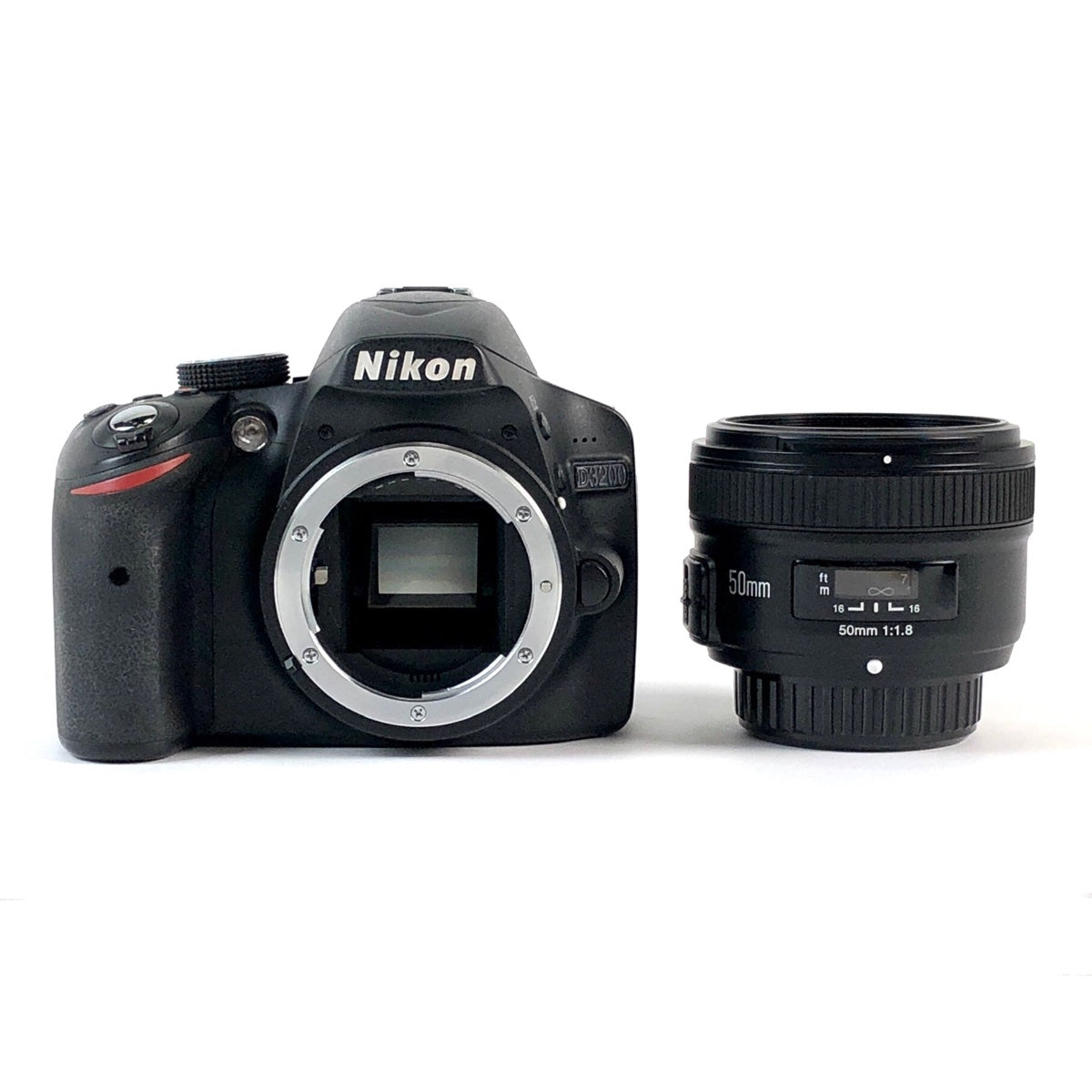 バイセル公式】ニコン Nikon D3200 ブラック ＋ YN50mm F1.8 (ニコンF用) デジタル 一眼レフカメラ 【中古】 -  バイセルブランシェ