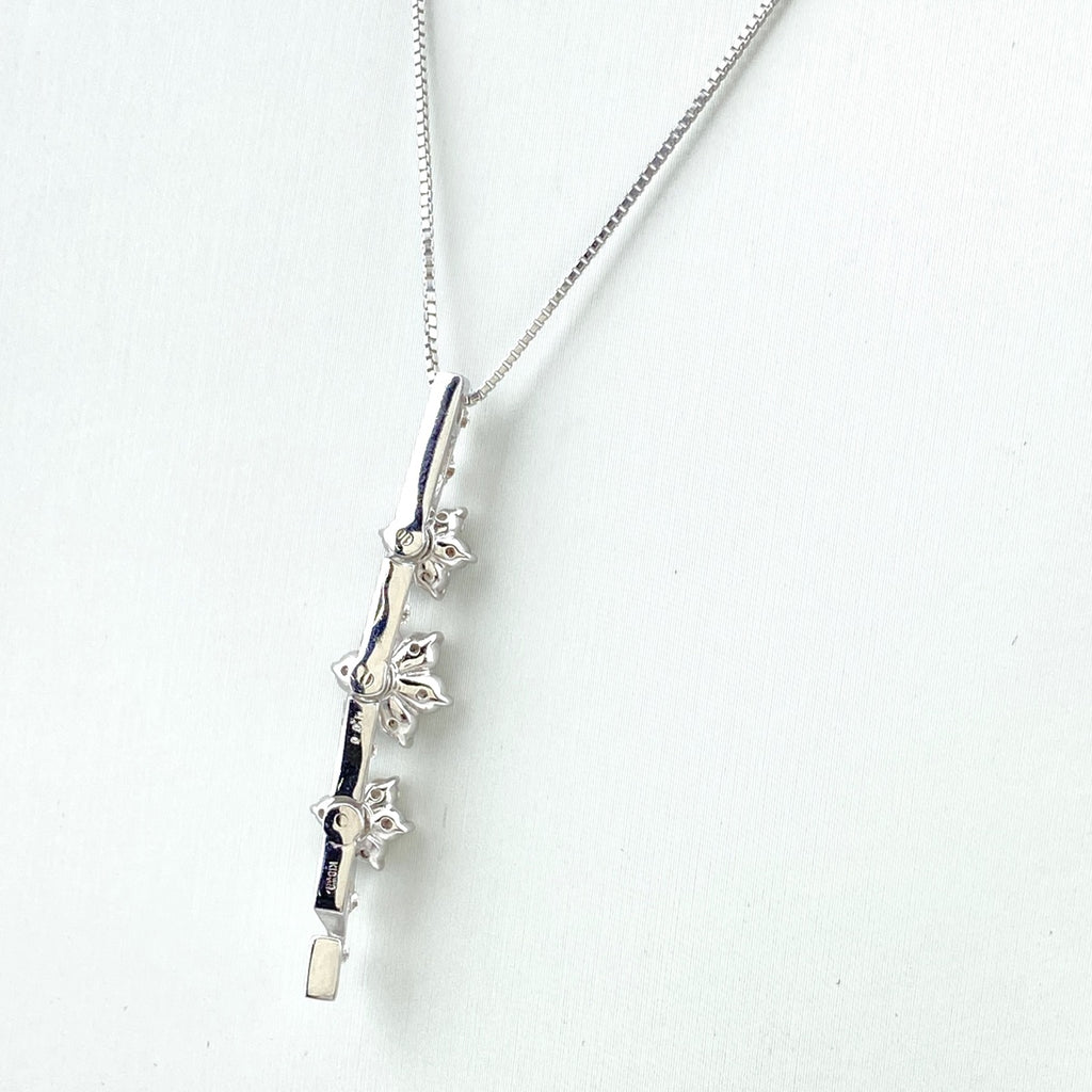 フラワーモチーフ デザインネックレス WG ホワイトゴールド ペンダント メレダイヤ 花 ネックレス K18 WG ダイヤモンド レディース 【中古】nbjwl