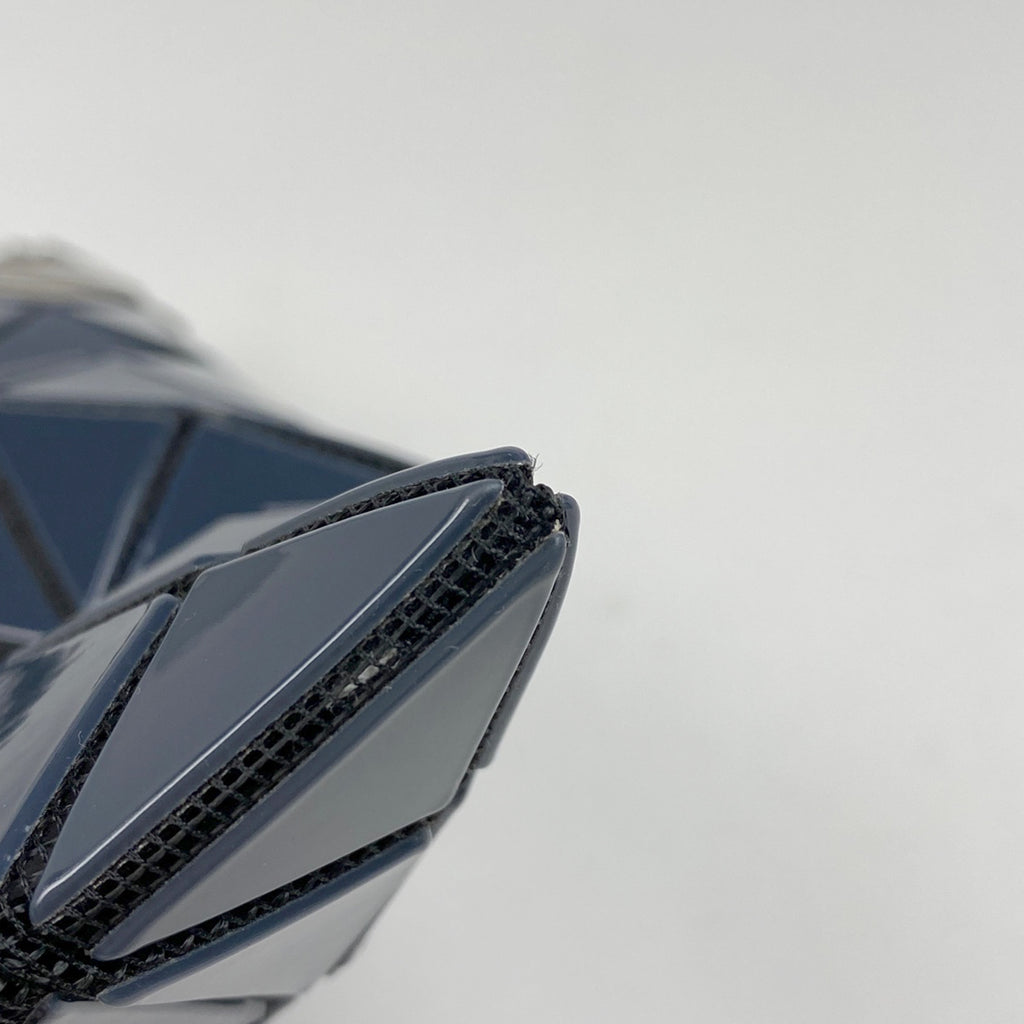 イッセイミヤケ プリズム トートバッグ バオバオ BAOBAO トートバッグ PVC シルバー レディース 【中古】brbag