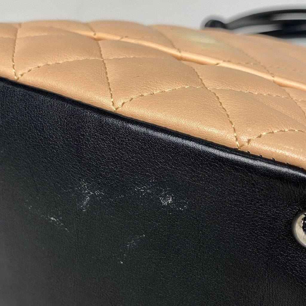 豪華！！　CHANEL カンボンライン　シャネルチャームに変更　マトラッセ CHANEL シャネル マトラッセ カンボンライン 長財布 ブラック