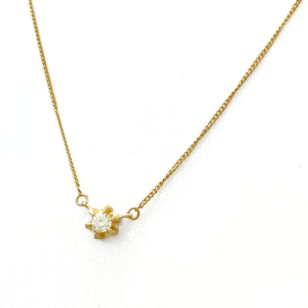 ダイヤモンド デザインネックレス YG イエローゴールド ペンダント ネックレス K18 ダイヤモンド レディース 【中古】nbjwl