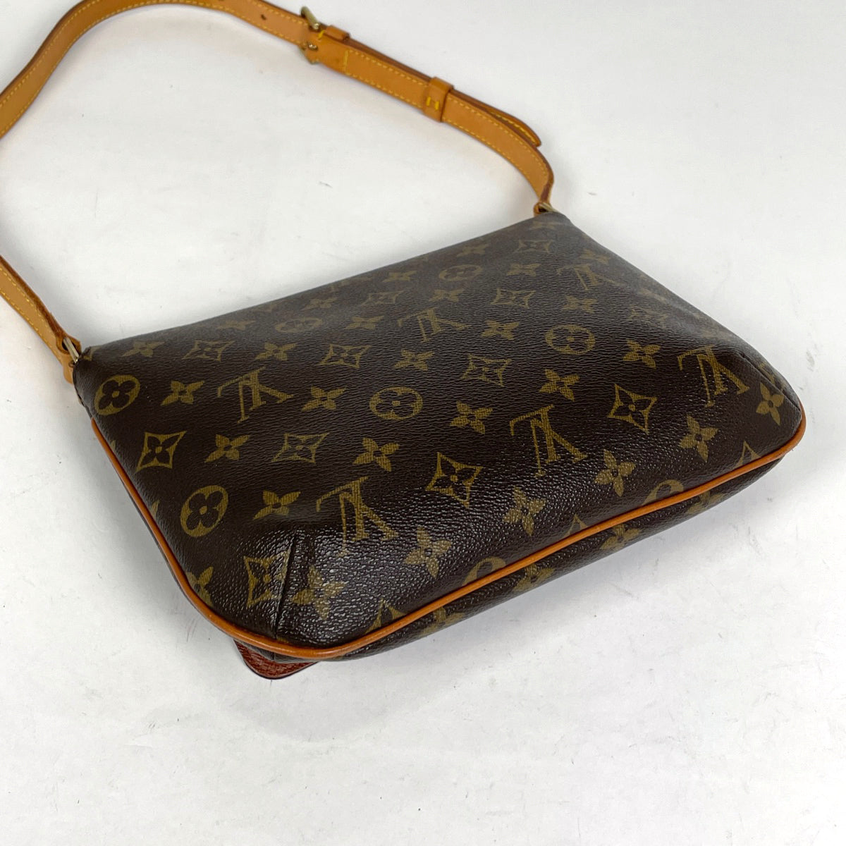 【鑑定済】 ルイヴィトン モノグラム ミュゼットタンゴ ショルダーバッグ 肩掛け モノグラム ミュゼットタンゴショルダーバッグ M51257 ブラウン
