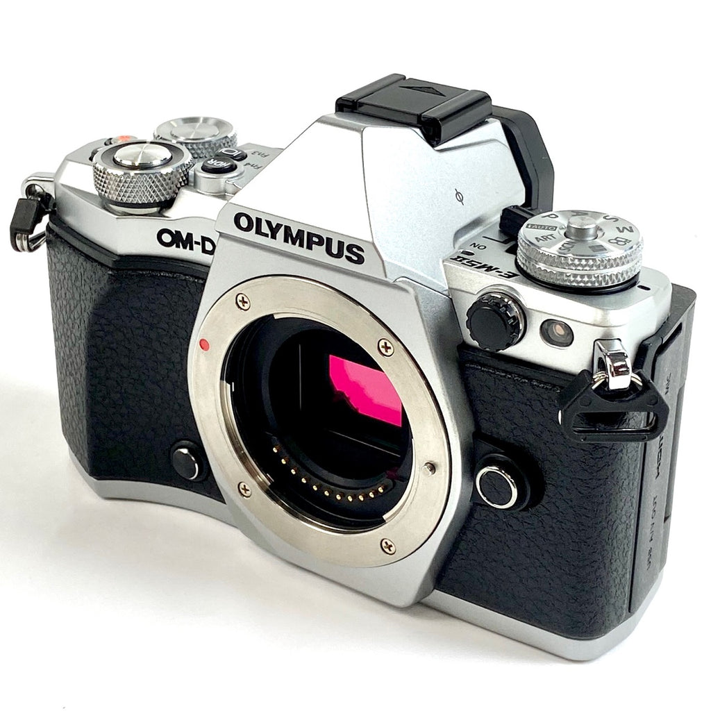 オリンパス OLYMPUS OM-D E-M5 Mark II ボディ シルバー デジタル ミラーレス 一眼カメラ 【中古】