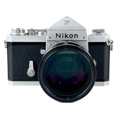 ニコン Nikon F アイレベル シルバー ＋ Ai NIKKOR 135mm F2.8 フィルム マニュアルフォーカス 一眼レフカメラ 【中古】