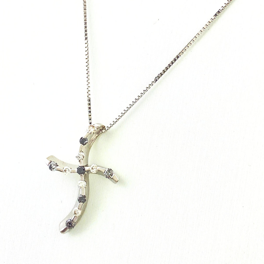 クロスモチーフ デザインネックレス WG ホワイトゴールド ペンダント メレダイヤ 十字架 ネックレス K18 WG ダイヤモンド レディース 【中古】nbjwl