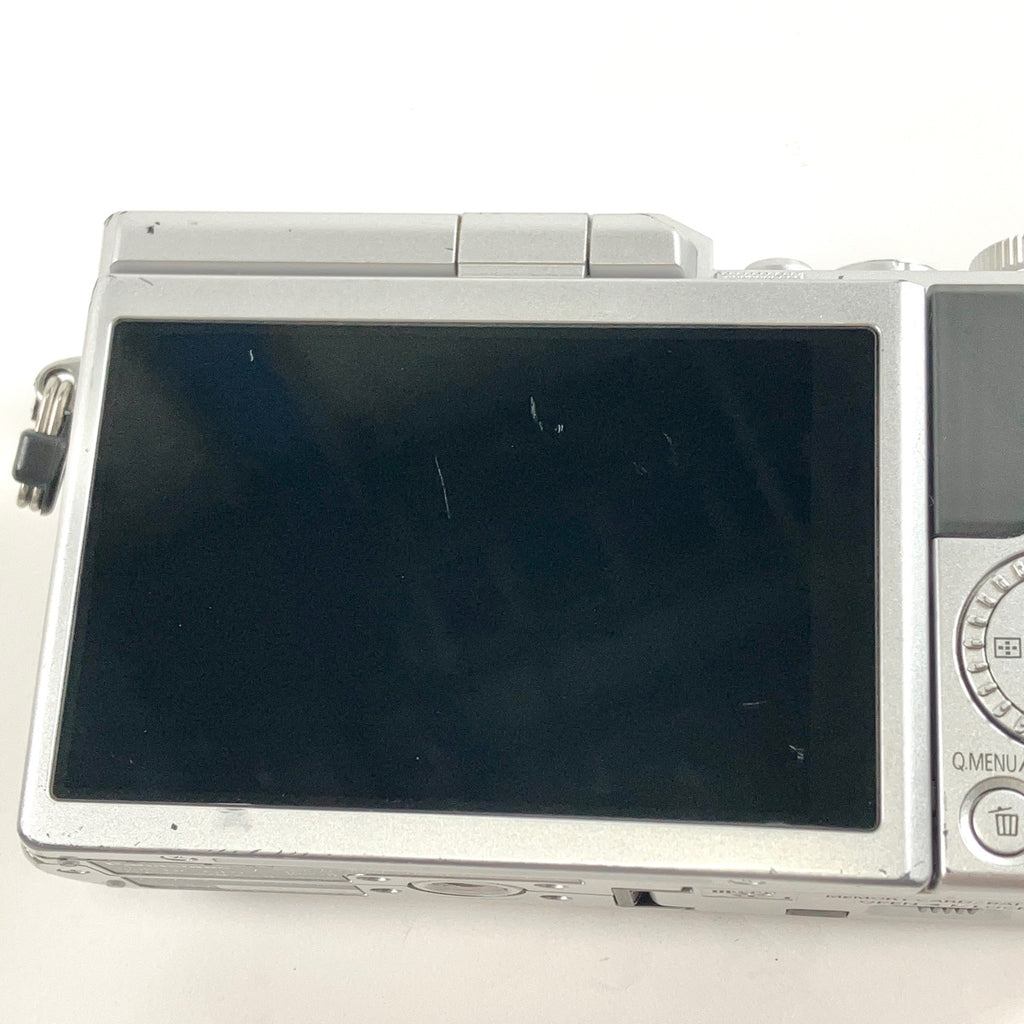 パナソニック Panasonic LUMIX DC-GF9 ボディ シルバー デジタル ミラーレス 一眼カメラ 【中古】