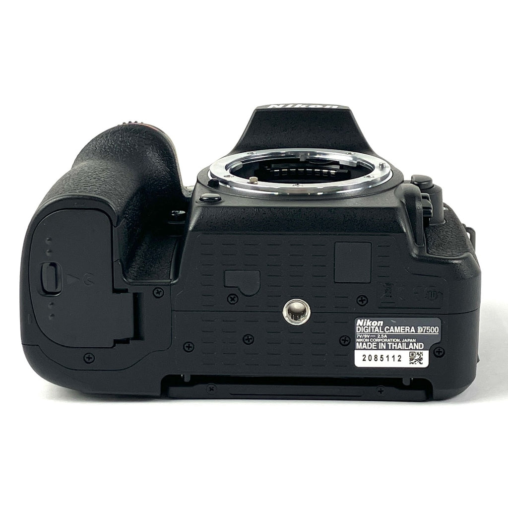 ニコン Nikon D7500 ボディ デジタル 一眼レフカメラ 【中古】