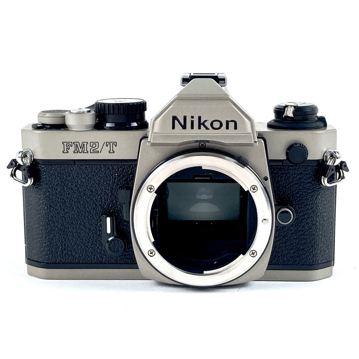 バイセル公式】ニコン Nikon NEW FM2/T チタン ボディ フィルム マニュアルフォーカス 一眼レフカメラ 【中古】 - バイセルブランシェ