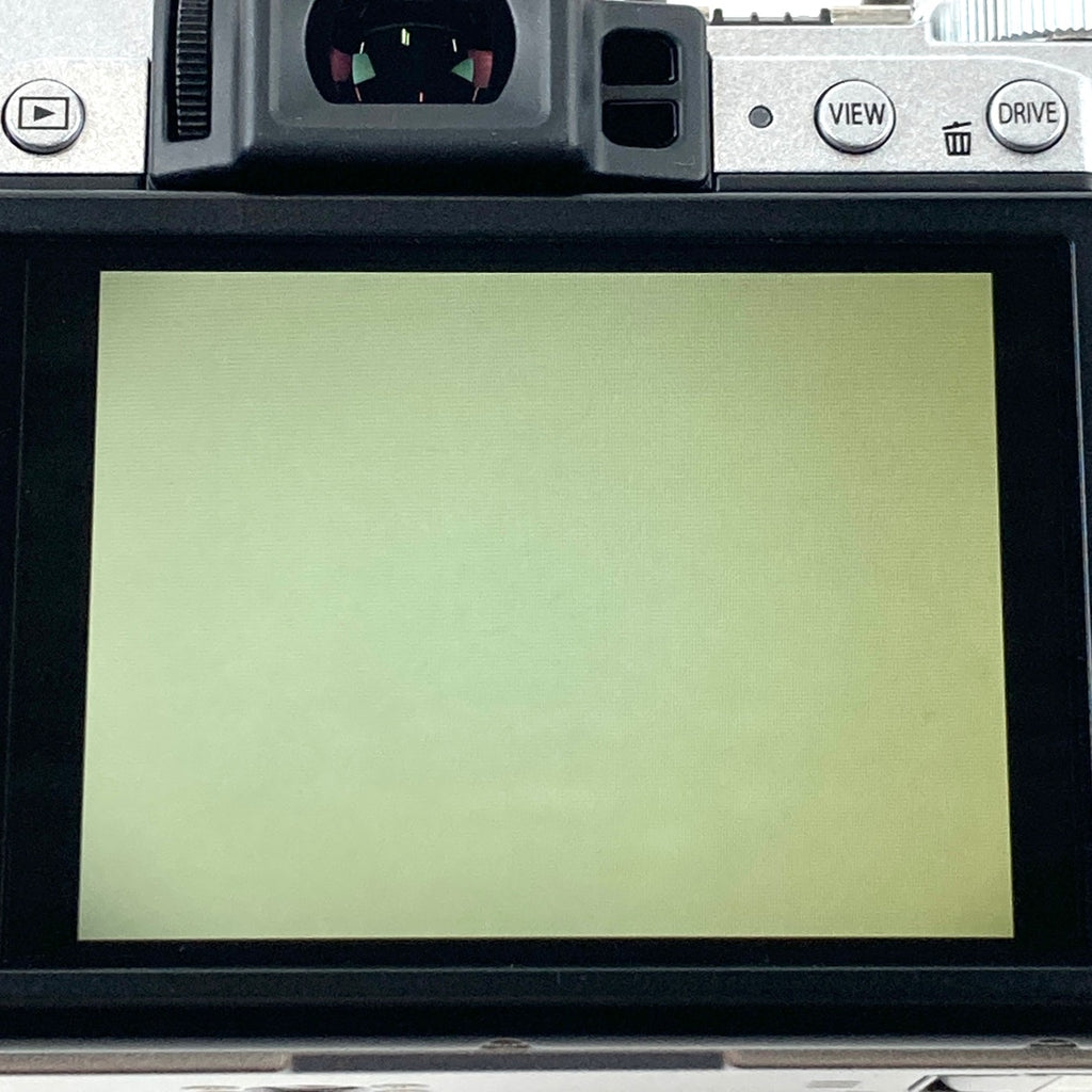 富士フイルム FUJIFILM X30 シルバー コンパクトデジタルカメラ 【中古】cambb