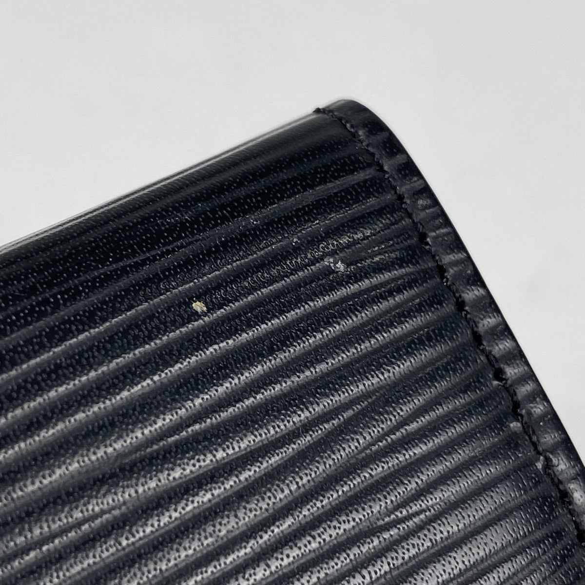 j99　ヴィジット　エピ　ノワール　ブラック　ルイヴィトン　名刺入れ 楽天市場】LOUIS VUITTON ルイ ヴィトン エピ アンヴェロップ