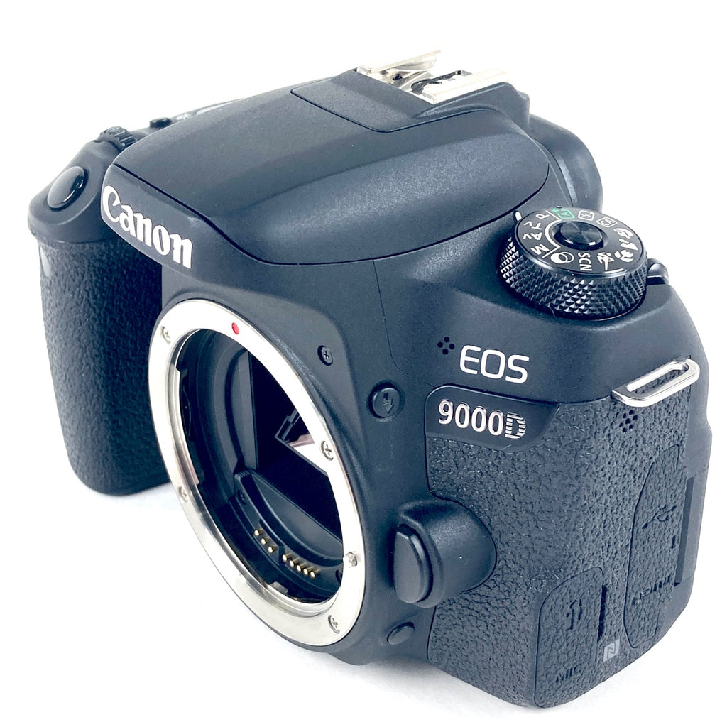 キヤノン Canon EOS 9000D EF-S 18-135 IS USM レンズキット デジタル 一眼レフカメラ 【中古】